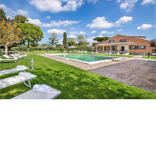 Stunning home in Anguillara Sabazia with 11 Bedrooms, Private swimming pool and Outdoor swimming pool