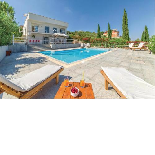 Stunning home in Aragona -AG- with WiFi, Private swimming pool and Outdoor swimming pool