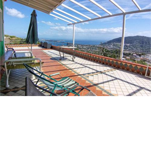 Stunning home in Barano with WiFi and 3 Bedrooms