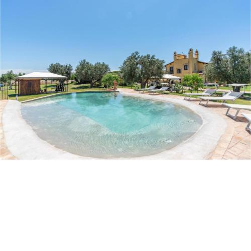 Stunning Home In Canino Vt With 6 Bedrooms, Wifi And Outdoor Swimming Pool