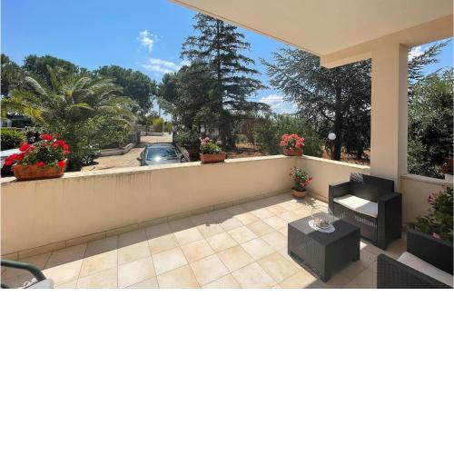 Stunning home in Castellana Grotte with WiFi and 1 Bedrooms