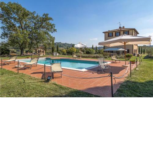 Stunning Home In Chiusi With 6 Bedrooms, Wifi And Outdoor Swimming Pool