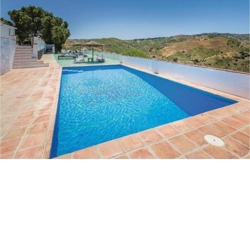Stunning home in El Borge with 3 Bedrooms, WiFi and Outdoor swimming pool