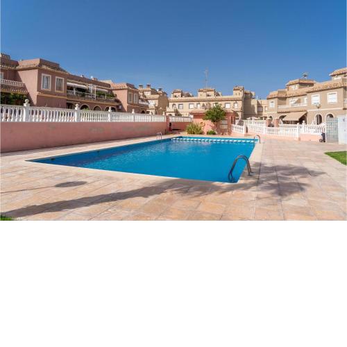 Stunning home in Gran Alacant with Outdoor swimming pool, 2 Bedrooms and Swimming pool