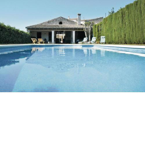 Stunning home in Llub with 6 Bedrooms, WiFi and Outdoor swimming pool