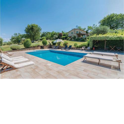 Stunning home in Lugnano in Teverina with 5 Bedrooms, Jacuzzi and Private swimming pool