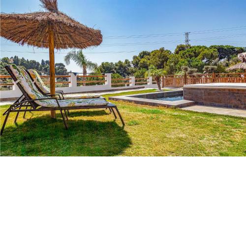 Stunning Home In Mezquitilla With Wifi, Outdoor Swimming Pool And Swimming Pool