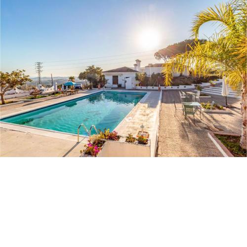 Stunning Home In Mijas With 4 Bedrooms, Outdoor Swimming Pool And Swimming Pool