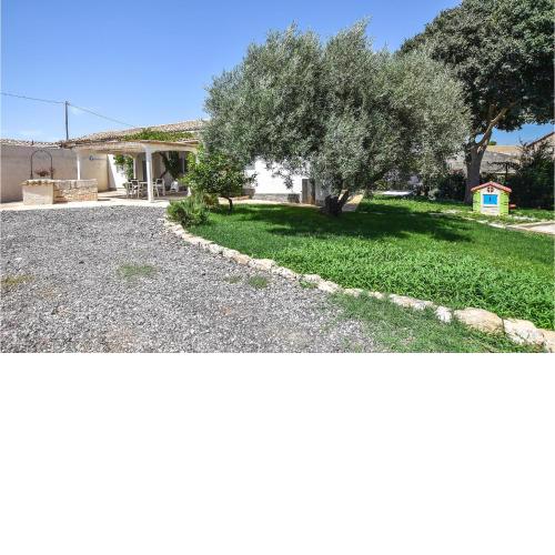 Stunning home in Modica with WiFi and 2 Bedrooms