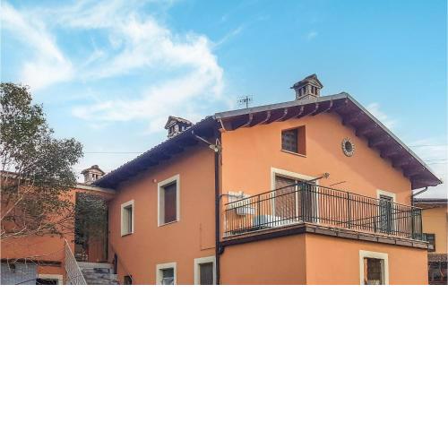 Stunning home in Montorio al Vomano with WiFi and 2 Bedrooms