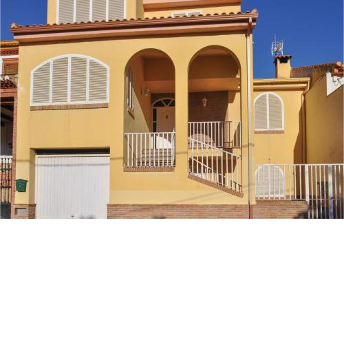 Stunning home in Olivares with 3 Bedrooms, WiFi and Outdoor swimming pool