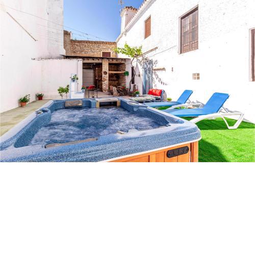 Stunning home in Padul with 2 Bedrooms and WiFi