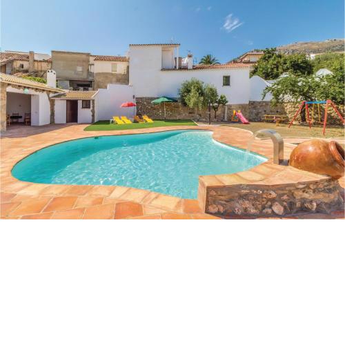 Stunning Home In Periana With 4 Bedrooms, Wifi And Outdoor Swimming Pool