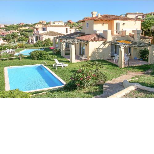 Stunning home in Punta Su Turrione with Jacuzzi, 2 Bedrooms and Outdoor swimming pool