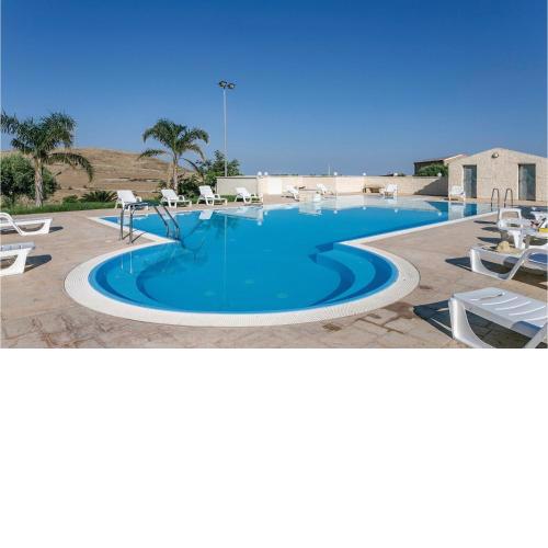 Stunning home in Ragusa with 2 Bedrooms and Outdoor swimming pool