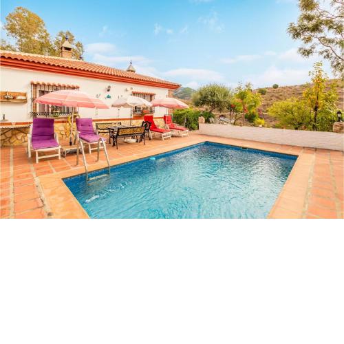 Stunning home in Sedella with 3 Bedrooms, Outdoor swimming pool and Swimming pool