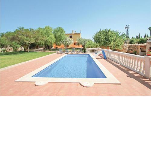 Stunning Home In Sencelles With 4 Bedrooms, Wifi And Outdoor Swimming Pool