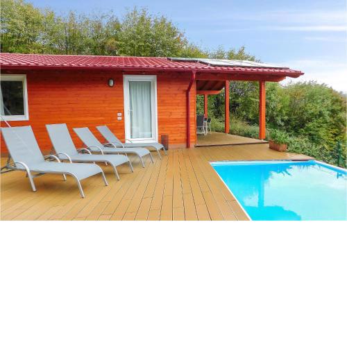 Stunning home in Solto Collina BG with 2 Bedrooms and WiFi