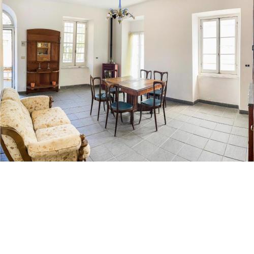 Stunning home in Terrile with 3 Bedrooms and WiFi
