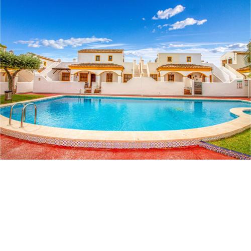 Stunning home in Torre de la Horadada with Indoor swimming pool, 2 Bedrooms and Swimming pool
