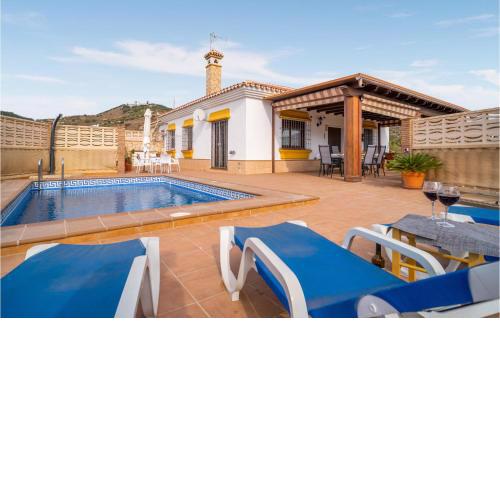 Stunning home in Torrox with Outdoor swimming pool, WiFi and 3 Bedrooms
