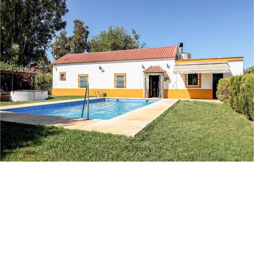 Stunning Home In Utrera With Swimming Pool, Private Swimming Pool And 3 Bedrooms