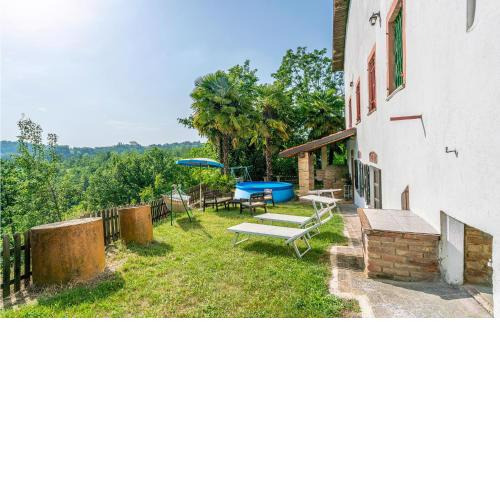 Stunning home in Vignale Monferrato with WiFi, 2 Bedrooms and Sauna
