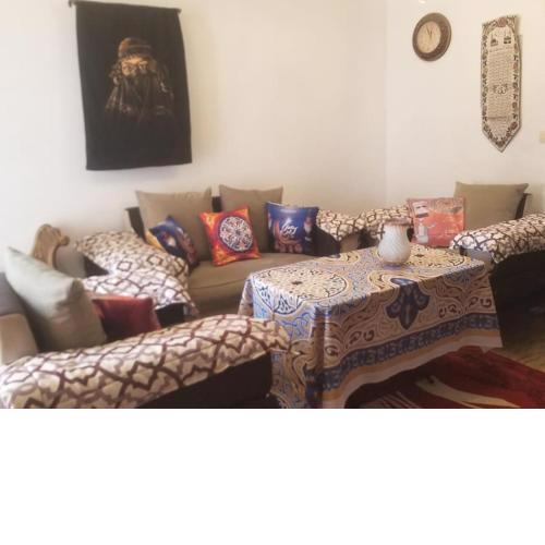 Stunning Oriental Flat with Garden View with promo