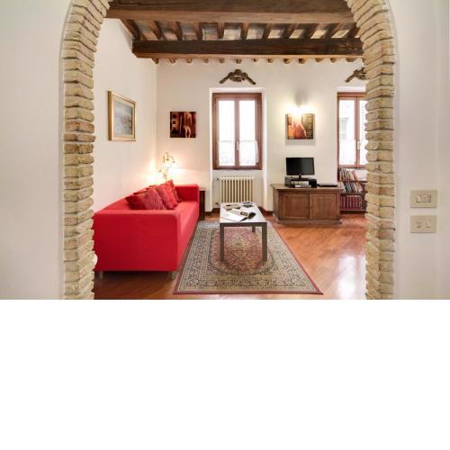 Stunning Pantheon Apartment