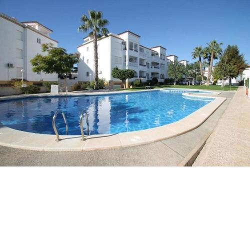 Stunning Penthouse Apartment in Villamartin with Communal Pool
