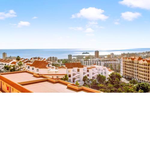 STUNNING PENTHOUSE, Big Terrace, Heated Pool, Garage