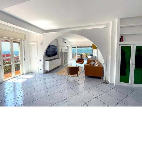 Stunning Penthouse in Naples with a breathtaking view