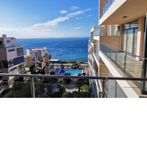Stunning Seaview Apartment