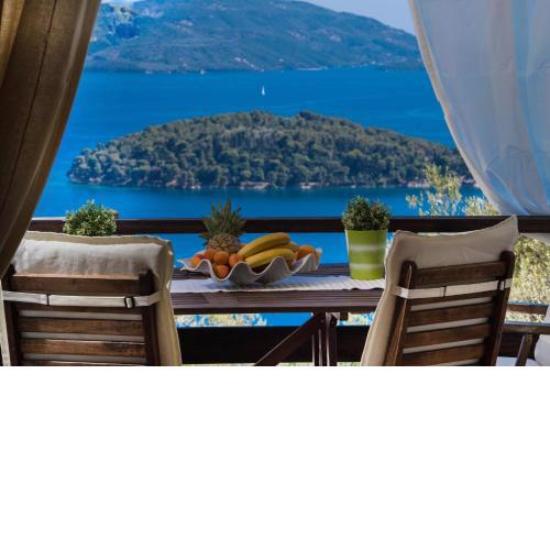 Stunning seaviews, infinity pool, close to beach - Villa Meliti