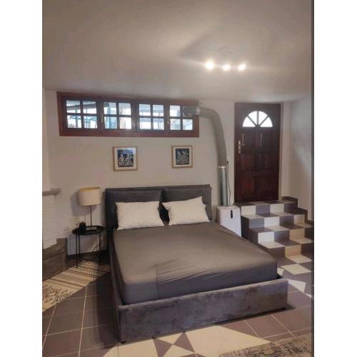 Stunning studio near center of athens