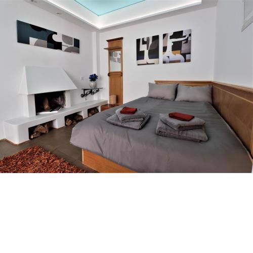 Stunning view private terrace studio @Panormou Metro.