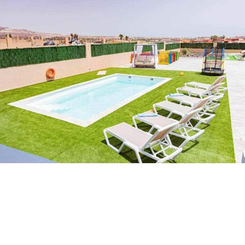 Stunning Villa Ocean Pearl Mini Golf Private Heated Pool