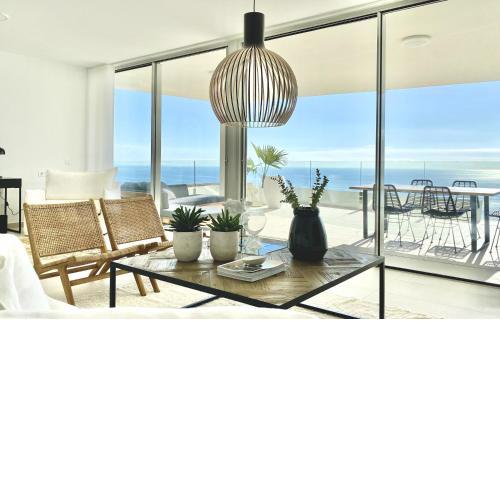 Stupa Hills - Superb Luxury Apartment Sea Views