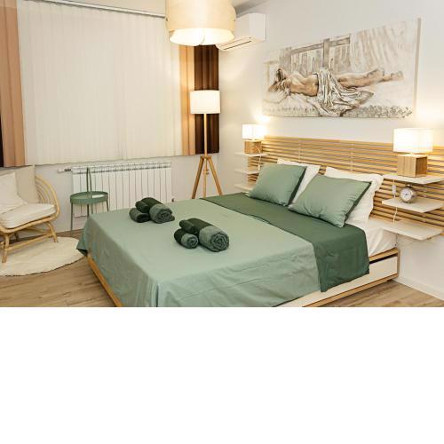 Stylish 1BD Apartment with a Nice Cozy Balcony