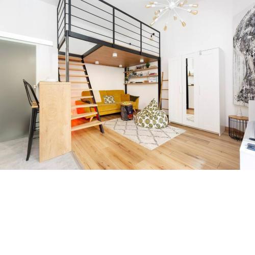 Stylish and smart apartment in the center