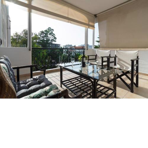 Stylish apt next to the beach
