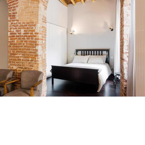 Stylish Milanese Studio - Cirillo