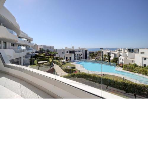 Stylish Three Bedroom Apartment @ Higueron West!