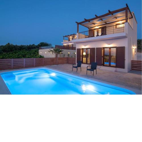 Stylish Villa Liatiko - Heated pool - Amazing views