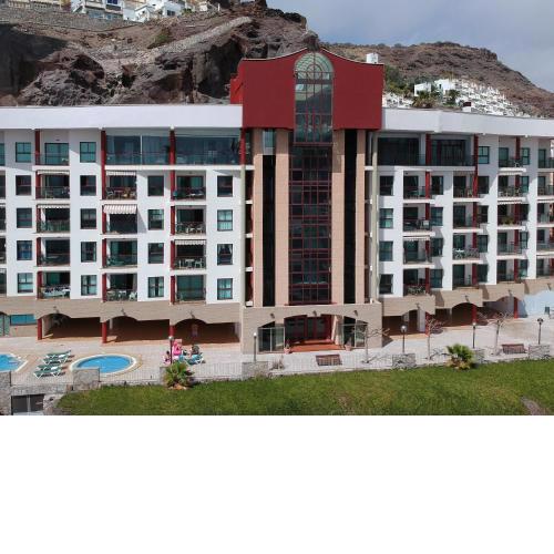 Su Eminencia - 5 star Playa Del Cura