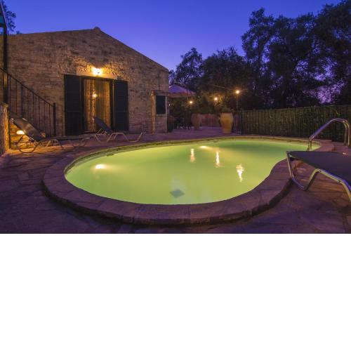 Su La Strata Villa by CorfuEscapes