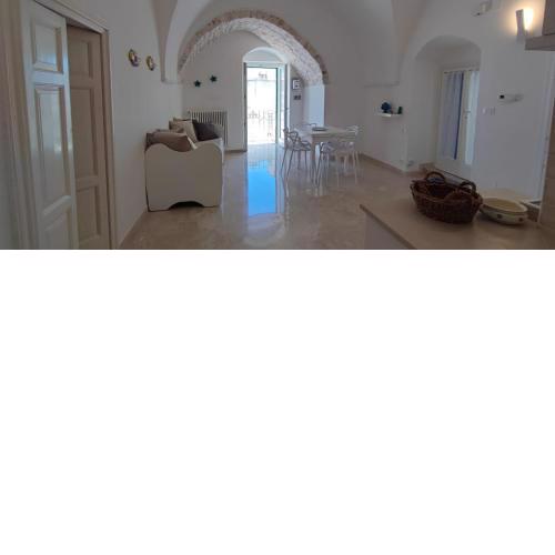 ...su Porta San Demetrio