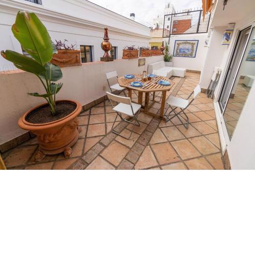 SUAY APARTMENTS