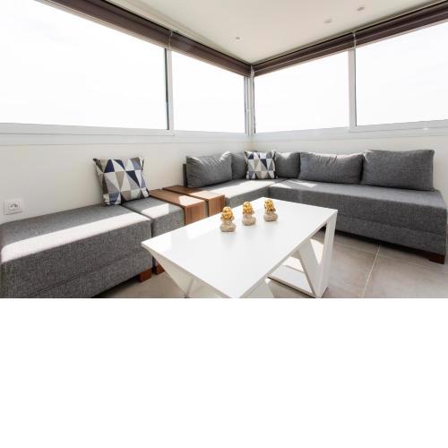 Suggrou Terrace apartment #8