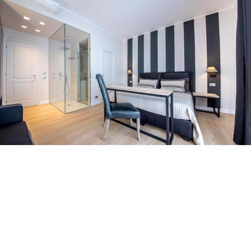 Suite 136